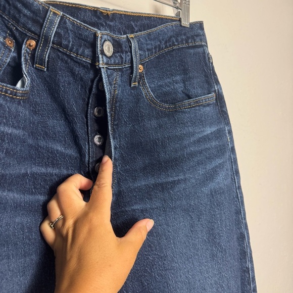 Levi's 501 Dark Blue Denim - Picture 6 of 11